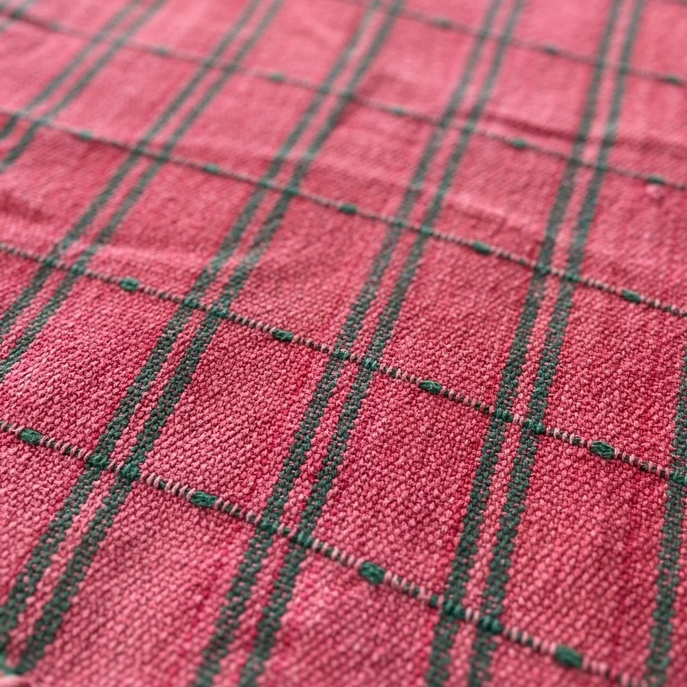 Vintage red green plaid cotton fringe throw blanket | Cabincore | 53 x 44